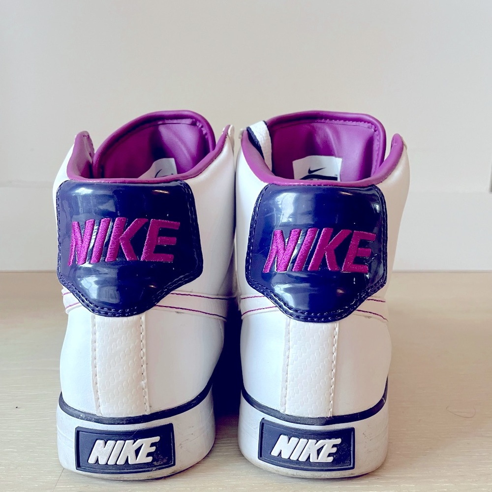 Nike White Purple High Top Leather Lace Up Sneakers Athletic Streetwear Kicks 8 - Picture 2 of 3